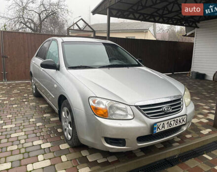 Серый Киа Черато, объемом двигателя 1.6 л и пробегом 281 тыс. км за 4200 $, фото 1 на Automoto.ua