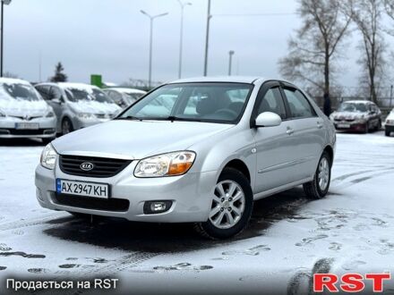 Серый Киа Черато, объемом двигателя 1.6 л и пробегом 200 тыс. км за 4700 $, фото 1 на Automoto.ua