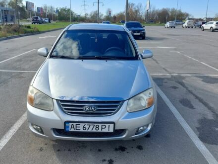 Кіа Черато 2008 у Ирпене на Automoto.ua Сірий Кіа Черато, об'ємом двигуна 2 л та пробігом 188 тис. км за 5000 $, фото 1 на Automoto.ua