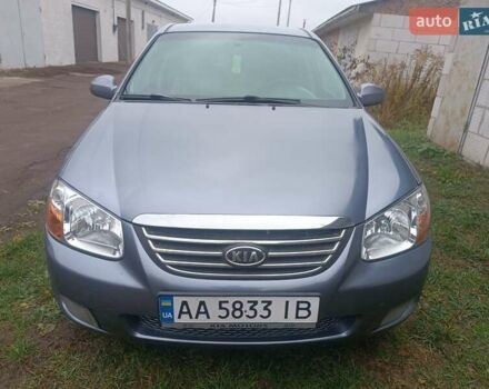 Серый Киа Черато, объемом двигателя 1.98 л и пробегом 230 тыс. км за 3000 $, фото 1 на Automoto.ua