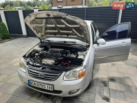 Серый Киа Черато, объемом двигателя 2 л и пробегом 192 тыс. км за 4700 $, фото 1 на Automoto.ua