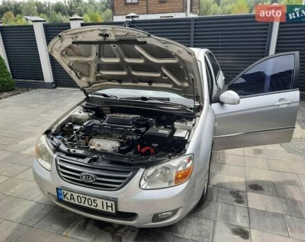 Серый Киа Черато, объемом двигателя 2 л и пробегом 192 тыс. км за 4700 $, фото 1 на Automoto.ua