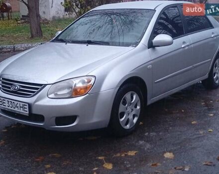 Серый Киа Черато, объемом двигателя 1.6 л и пробегом 220 тыс. км за 3000 $, фото 1 на Automoto.ua