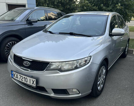 Серый Киа Черато, объемом двигателя 2 л и пробегом 212 тыс. км за 6300 $, фото 1 на Automoto.ua