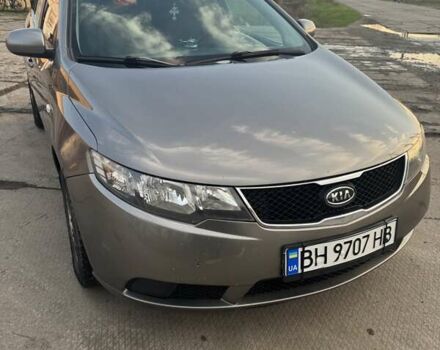 Сірий Кіа Черато, об'ємом двигуна 1.6 л та пробігом 197 тис. км за 7000 $, фото 1 на Automoto.ua