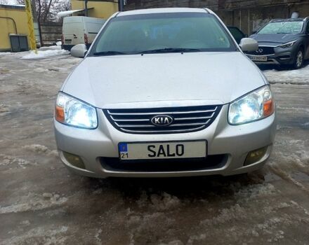 Серый Киа Черато, объемом двигателя 1.6 л и пробегом 1430 тыс. км за 5400 $, фото 1 на Automoto.ua