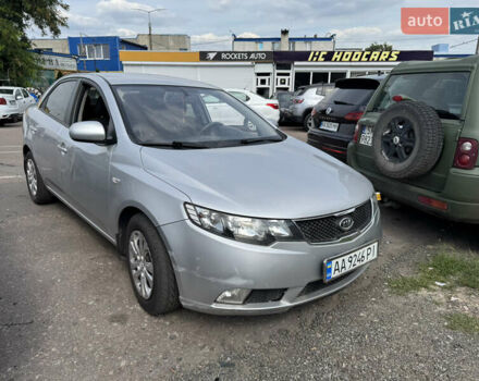 Сірий Кіа Черато, об'ємом двигуна 1.59 л та пробігом 240 тис. км за 4600 $, фото 1 на Automoto.ua