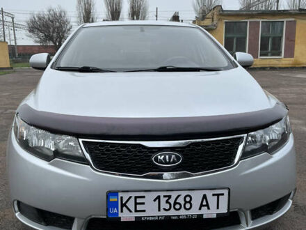 Сірий Кіа Черато, об'ємом двигуна 1.59 л та пробігом 99 тис. км за 8400 $, фото 1 на Automoto.ua
