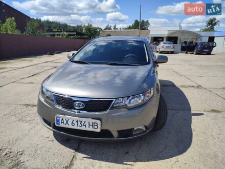 Сірий Кіа Черато, об'ємом двигуна 1.59 л та пробігом 96 тис. км за 7400 $, фото 1 на Automoto.ua