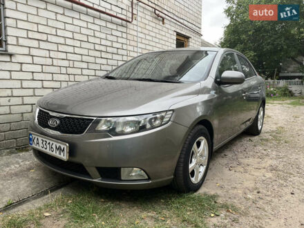 Киа Черато 2011 в Чернигове на Automoto.ua Серый Киа Черато, объемом двигателя 1.59 л и пробегом 124 тыс. км за 8600 $, фото 1 на Automoto.ua
