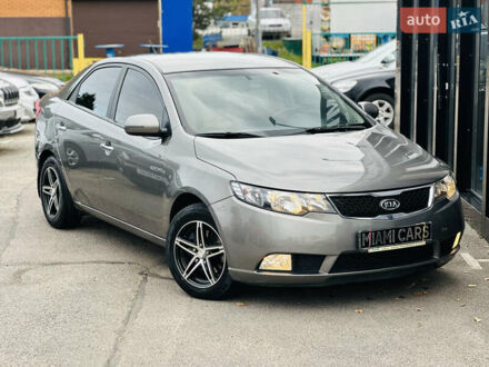 Киа Черато 2011 в Харькове на Automoto.ua Серый Киа Черато, объемом двигателя 1.6 л и пробегом 148 тыс. км за 7999 $, фото 1 на Automoto.ua