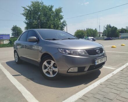 Серый Киа Черато, объемом двигателя 0 л и пробегом 212 тыс. км за 7300 $, фото 1 на Automoto.ua