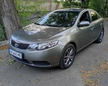 Серый Киа Черато, объемом двигателя 1.6 л и пробегом 138 тыс. км за 8200 $, фото 1 на Automoto.ua
