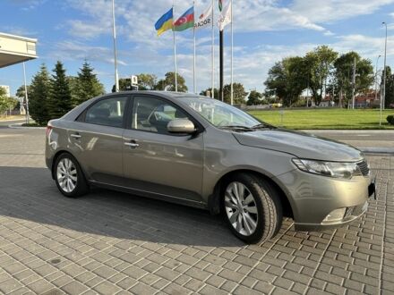 Киа Черато 2011 в Одессе на Automoto.ua Серый Киа Черато, объемом двигателя 1.6 л и пробегом 130 тыс. км за 7500 $, фото 1 на Automoto.ua