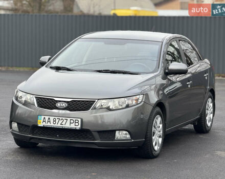 Серый Киа Черато, объемом двигателя 1.6 л и пробегом 141 тыс. км за 9799 $, фото 1 на Automoto.ua