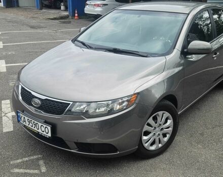 Серый Киа Черато, объемом двигателя 2 л и пробегом 157 тыс. км за 6100 $, фото 1 на Automoto.ua