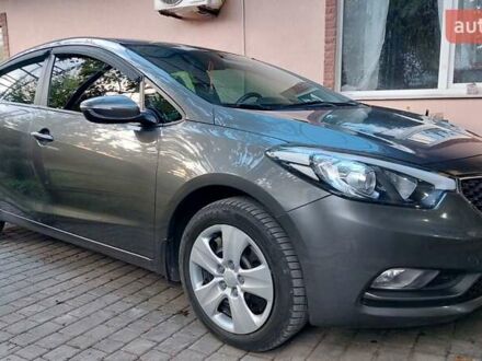 Сірий Кіа Черато, об'ємом двигуна 1.59 л та пробігом 170 тис. км за 8600 $, фото 1 на Automoto.ua