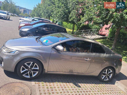 Киа Черато 2012 в Одессе на Automoto.ua Серый Киа Черато, объемом двигателя 2 л и пробегом 186 тыс. км за 8000 $, фото 1 на Automoto.ua