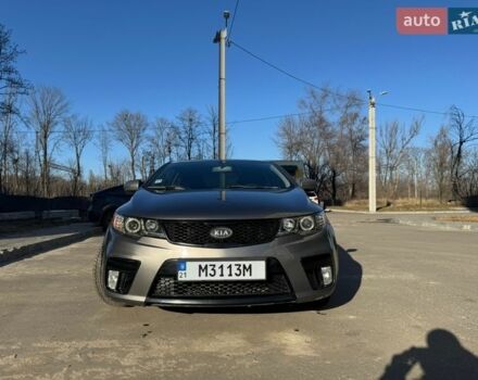 Серый Киа Черато, объемом двигателя 2 л и пробегом 112 тыс. км за 9000 $, фото 1 на Automoto.ua