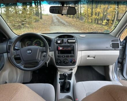 Синій Кіа Черато, об'ємом двигуна 1.6 л та пробігом 255 тис. км за 3750 $, фото 7 на Automoto.ua