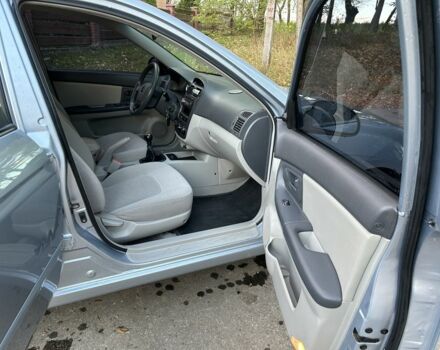 Синій Кіа Черато, об'ємом двигуна 1.6 л та пробігом 255 тис. км за 3750 $, фото 5 на Automoto.ua