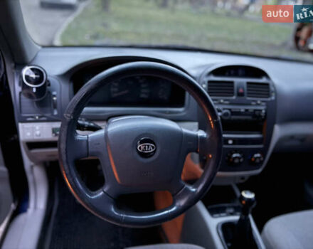 Синій Кіа Черато, об'ємом двигуна 1.6 л та пробігом 355 тис. км за 3400 $, фото 11 на Automoto.ua