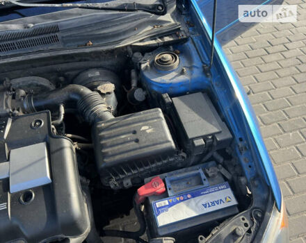 Синій Кіа Черато, об'ємом двигуна 1.6 л та пробігом 200 тис. км за 4200 $, фото 20 на Automoto.ua