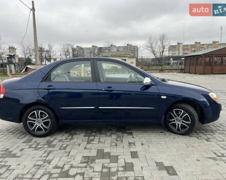 Синий Киа Черато, объемом двигателя 1.59 л и пробегом 190 тыс. км за 4500 $, фото 10 на Automoto.ua