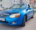 Синий Киа Черато, объемом двигателя 1.98 л и пробегом 300 тыс. км за 4000 $, фото 1 на Automoto.ua