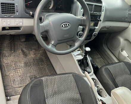 Синій Кіа Черато, об'ємом двигуна 1.6 л та пробігом 170 тис. км за 3700 $, фото 8 на Automoto.ua