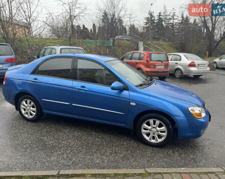 Синий Киа Черато, объемом двигателя 1.59 л и пробегом 258 тыс. км за 3000 $, фото 2 на Automoto.ua