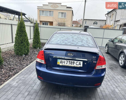 Синий Киа Черато, объемом двигателя 1.98 л и пробегом 151 тыс. км за 5500 $, фото 1 на Automoto.ua