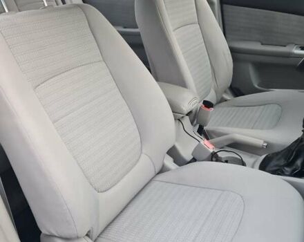 Синій Кіа Черато, об'ємом двигуна 1.6 л та пробігом 313 тис. км за 4600 $, фото 14 на Automoto.ua