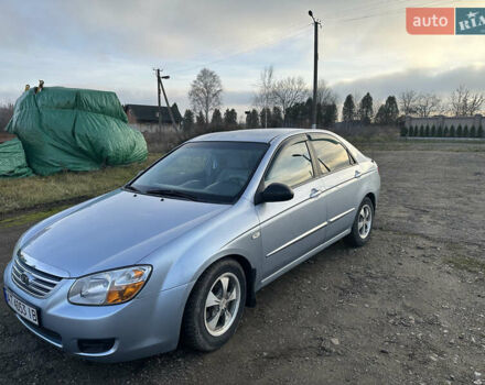 Синий Киа Черато, объемом двигателя 1.6 л и пробегом 192 тыс. км за 4400 $, фото 1 на Automoto.ua