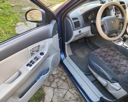Киа Черато 2007 в Львове на Automoto.ua Синий Киа Черато, объемом двигателя 2 л и пробегом 200 тыс. км за 4800 $, фото 9 на Automoto.ua