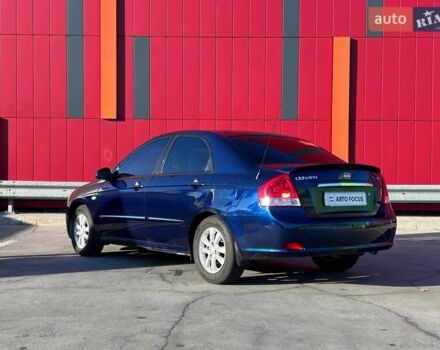 Синій Кіа Черато, об'ємом двигуна 2 л та пробігом 110 тис. км за 6390 $, фото 5 на Automoto.ua