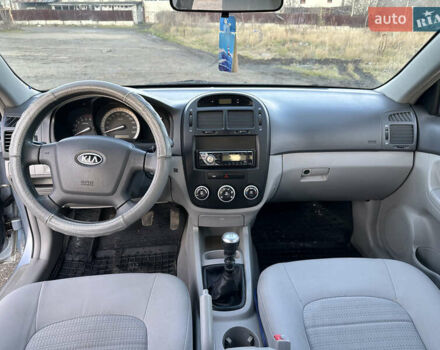 Синий Киа Черато, объемом двигателя 1.6 л и пробегом 192 тыс. км за 4400 $, фото 11 на Automoto.ua