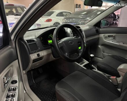Синий Киа Черато, объемом двигателя 0 л и пробегом 214 тыс. км за 5600 $, фото 4 на Automoto.ua