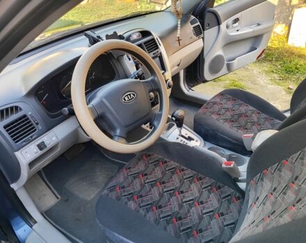Киа Черато 2007 в Львове на Automoto.ua Синий Киа Черато, объемом двигателя 2 л и пробегом 200 тыс. км за 4800 $, фото 8 на Automoto.ua