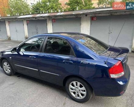 Синій Кіа Черато, об'ємом двигуна 1.98 л та пробігом 250 тис. км за 5700 $, фото 2 на Automoto.ua