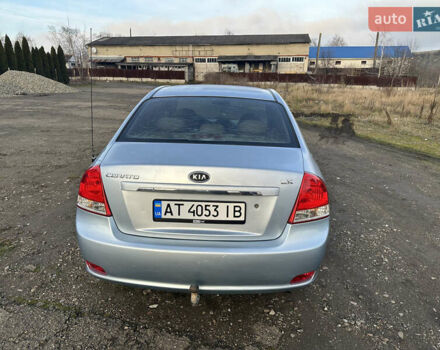 Синий Киа Черато, объемом двигателя 1.6 л и пробегом 192 тыс. км за 4400 $, фото 5 на Automoto.ua