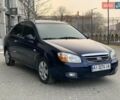 Синий Киа Черато, объемом двигателя 1.6 л и пробегом 171 тыс. км за 3750 $, фото 2 на Automoto.ua