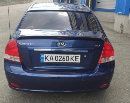 Синий Киа Черато, объемом двигателя 2 л и пробегом 420 тыс. км за 3900 $, фото 3 на Automoto.ua
