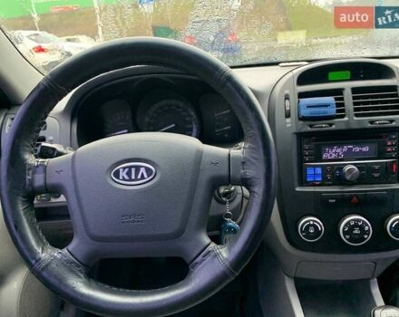 Синій Кіа Черато, об'ємом двигуна 1.6 л та пробігом 255 тис. км за 4600 $, фото 6 на Automoto.ua