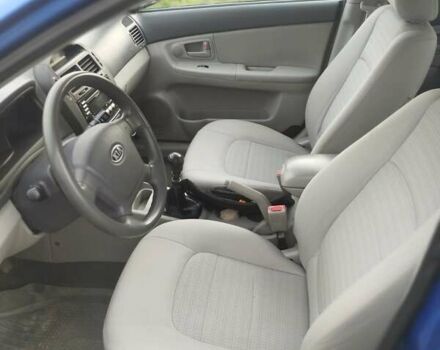 Синий Киа Черато, объемом двигателя 1.6 л и пробегом 297 тыс. км за 3900 $, фото 8 на Automoto.ua