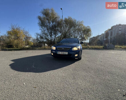Синий Киа Черато, объемом двигателя 1.59 л и пробегом 250 тыс. км за 3100 $, фото 1 на Automoto.ua