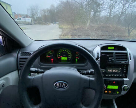 Синій Кіа Черато, об'ємом двигуна 1.59 л та пробігом 303 тис. км за 4400 $, фото 24 на Automoto.ua