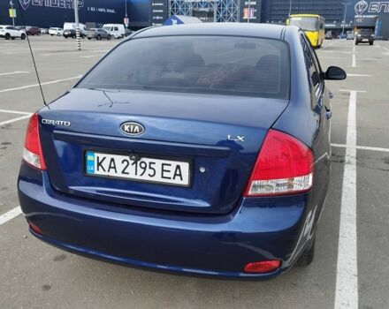 Синий Киа Черато, объемом двигателя 2 л и пробегом 253 тыс. км за 4900 $, фото 2 на Automoto.ua