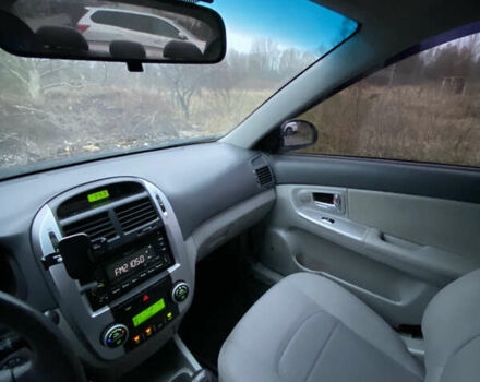 Синій Кіа Черато, об'ємом двигуна 1.59 л та пробігом 303 тис. км за 4400 $, фото 27 на Automoto.ua