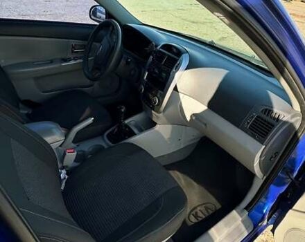 Синий Киа Черато, объемом двигателя 1.59 л и пробегом 223 тыс. км за 5100 $, фото 8 на Automoto.ua